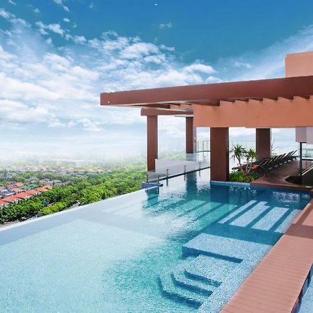 La Vela Hue Hotel Ngoại thất bức ảnh Sky Pool